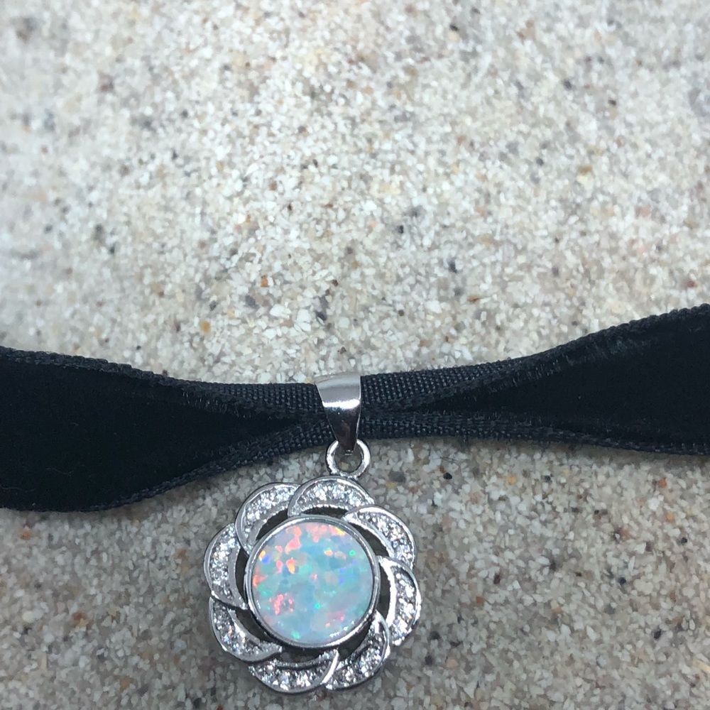 Vintage opal and sterling silver pendant choker